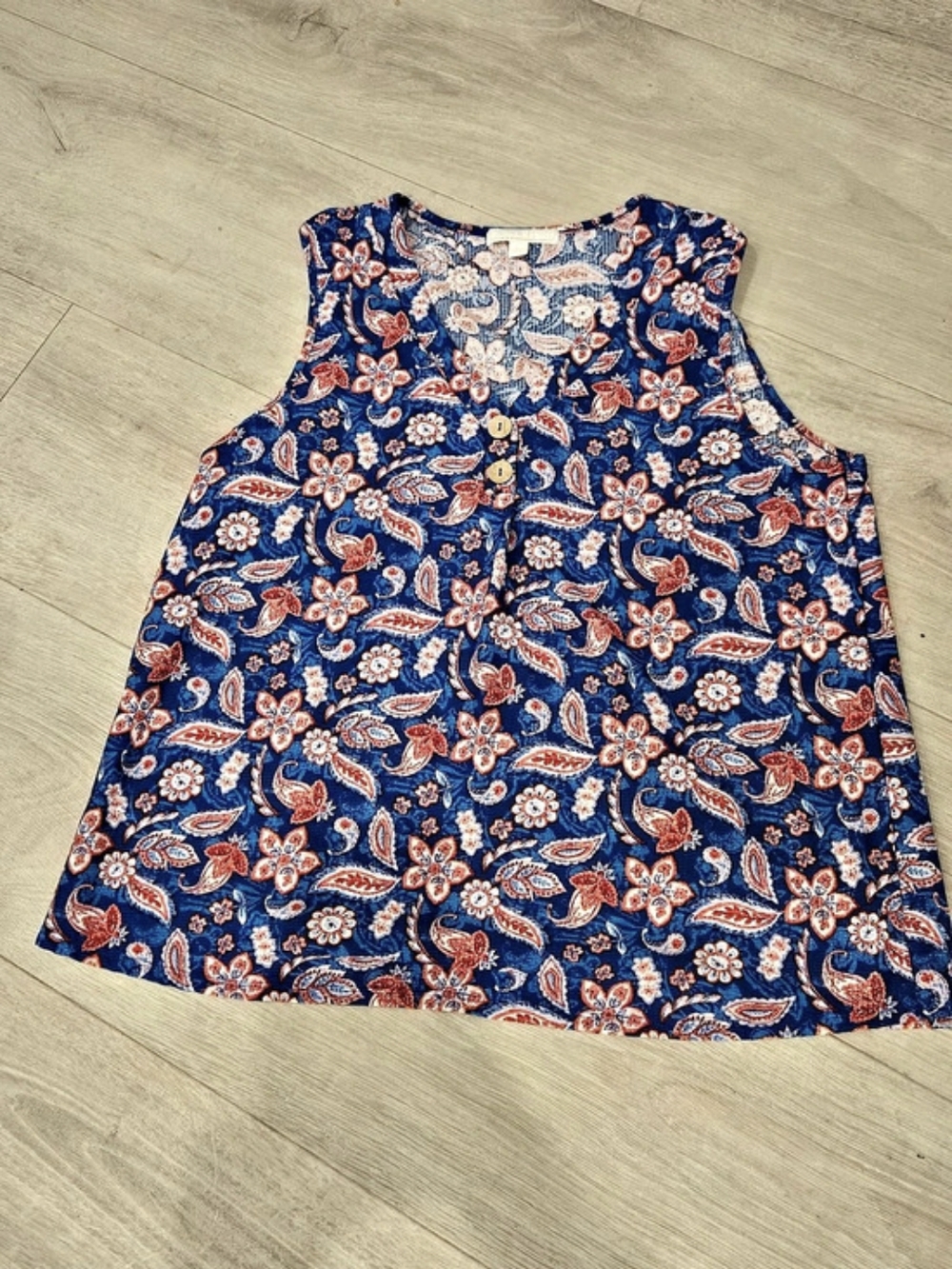 Juniper + Lime Tank Top in Blue & Red Size XL Like New
